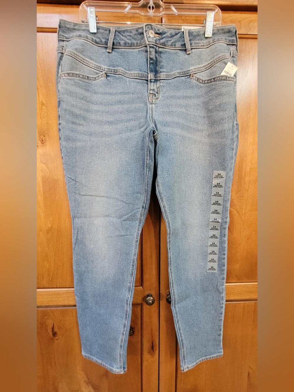 NWT | Old Navy Mid-Rise Super Skinny Rockstar Jeans